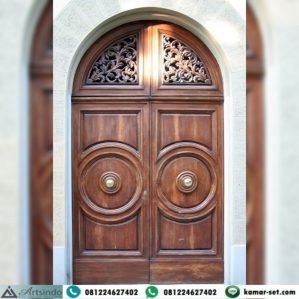 Pintu Jati Klasik Ukir Jepara Panil Lengkung