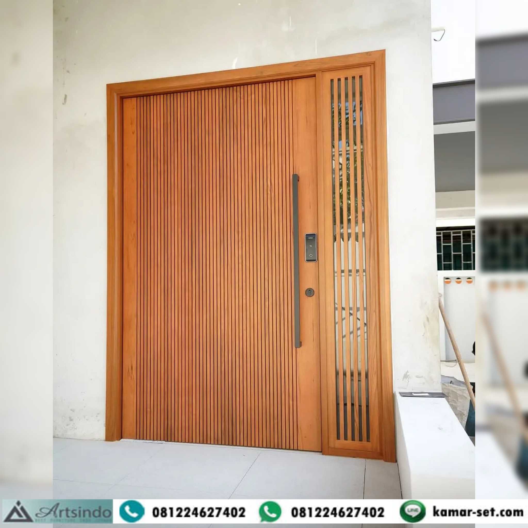 Pintu Utama Frameless Rumah Minimalis Jati Perhutani