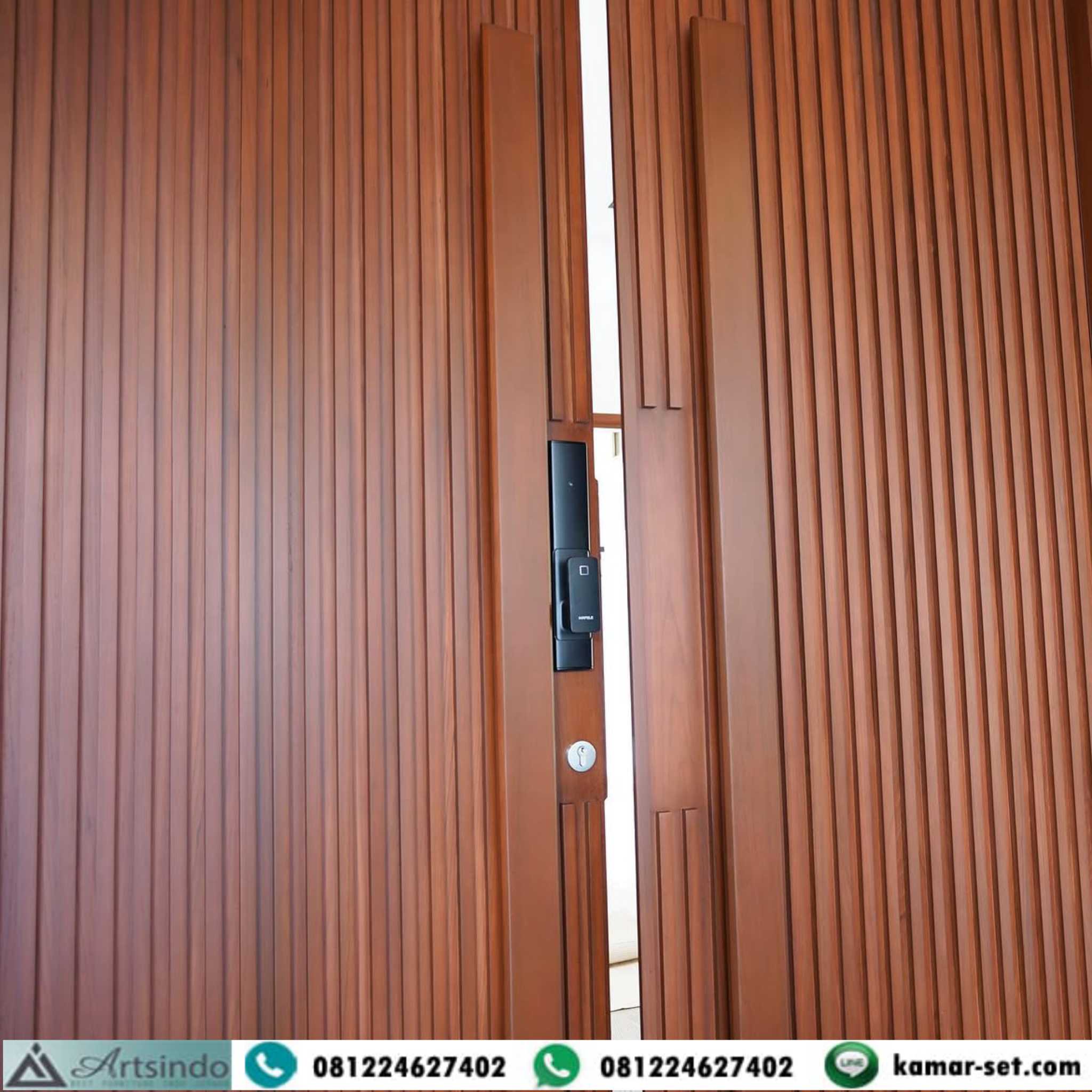 Pintu Kayu Jati Modern Smartlock Digital