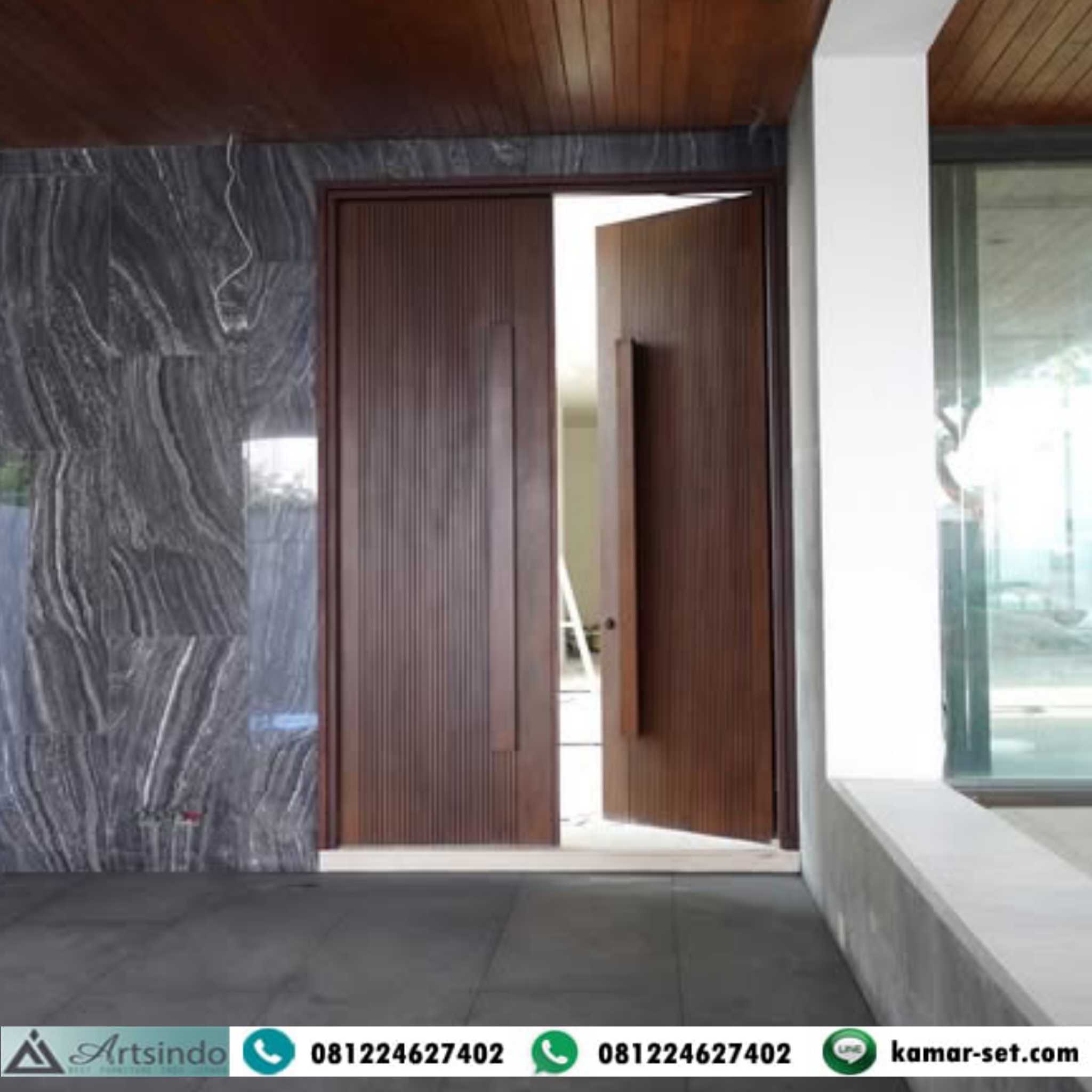 Desain Pintu Utama Profil Tali Air Minimalis